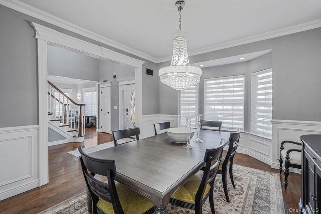 4 Jordan Drive, Medford, NY 11763