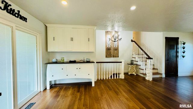 1209 Election Drive, Benton, IL 62812