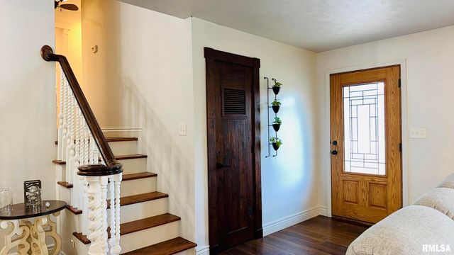 1209 Election Drive, Benton, IL 62812