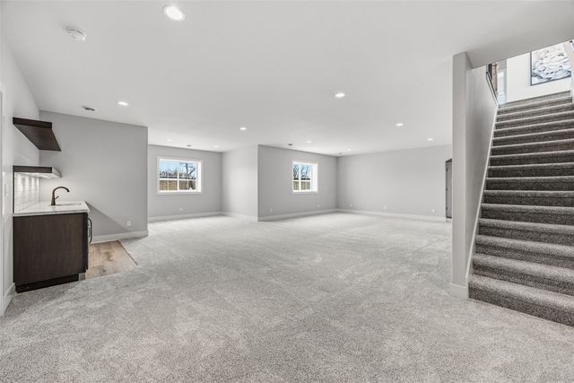 3010 Trailside Dr, Robins, IA 52328