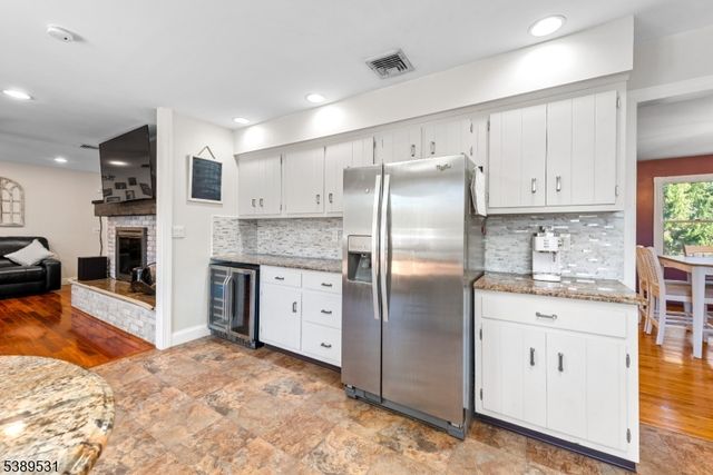 60 W Springtown Rd, Washington Twp., NJ 07853