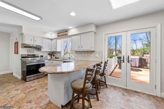 60 W Springtown Rd, Washington Twp., NJ 07853