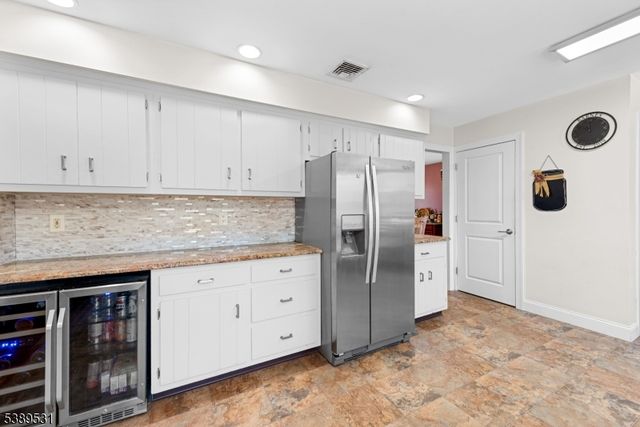 60 W Springtown Rd, Washington Twp., NJ 07853