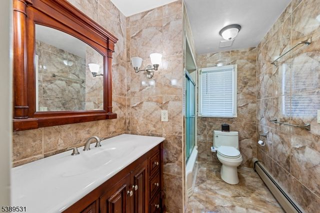 60 W Springtown Rd, Washington Twp., NJ 07853