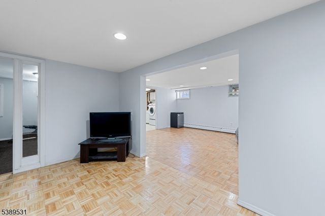 60 W Springtown Rd, Washington Twp., NJ 07853