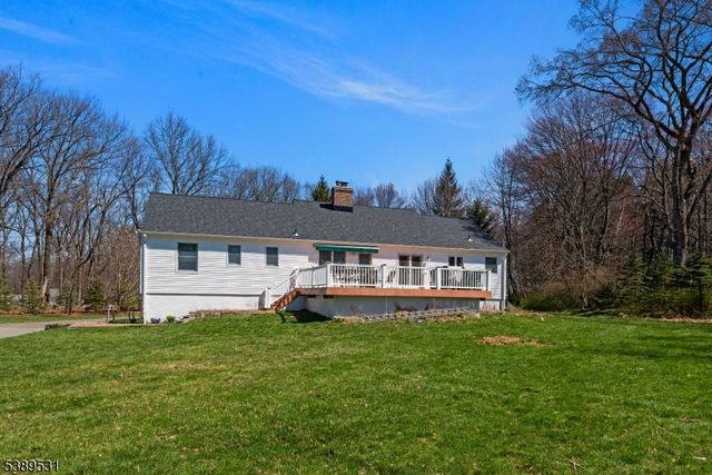60 W Springtown Rd, Washington Twp., NJ 07853