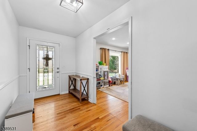 60 W Springtown Rd, Washington Twp., NJ 07853