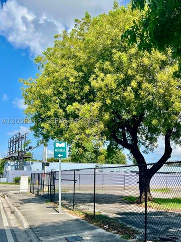 4601 NW 17th Ave, Miami, FL 33142
