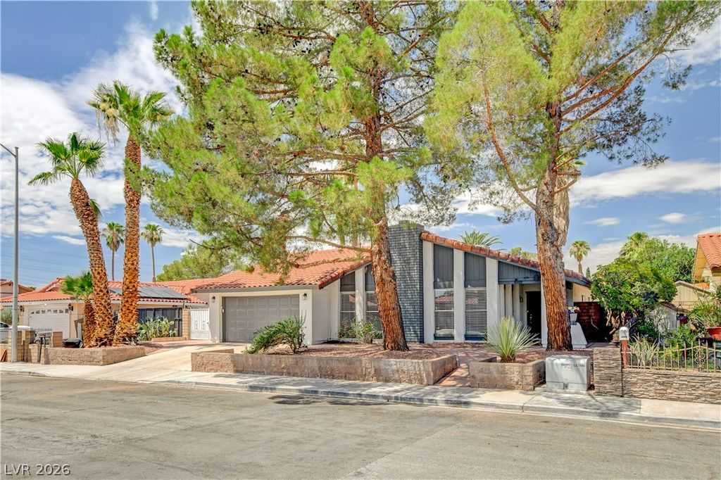 4009 Camas Court, Las Vegas, NV 89103 — exterior