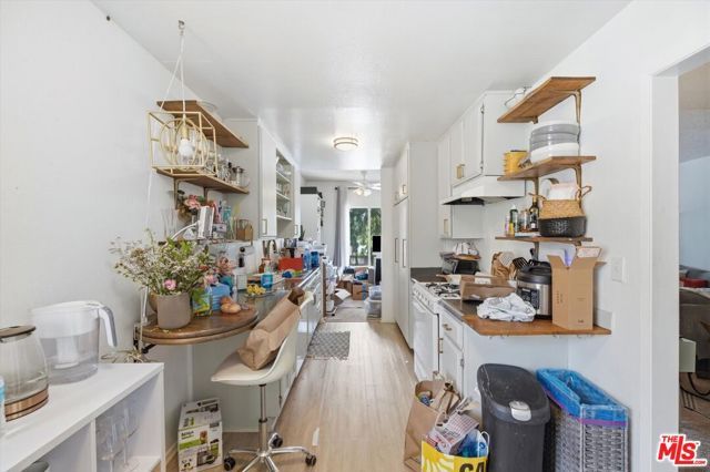 12940 Riverside Drive 201, Los Angeles, CA 91423