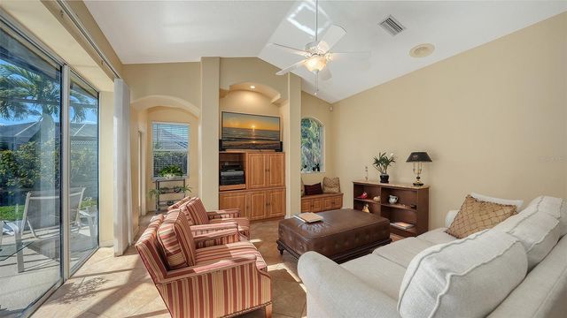 8544 PARK SHORE LANE, Sarasota, FL 34238