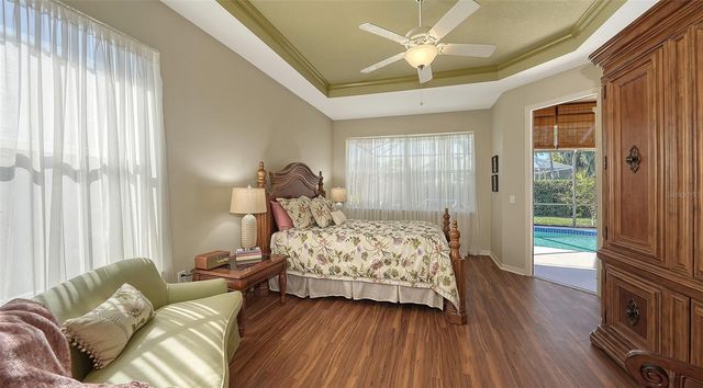 8544 PARK SHORE LANE, Sarasota, FL 34238