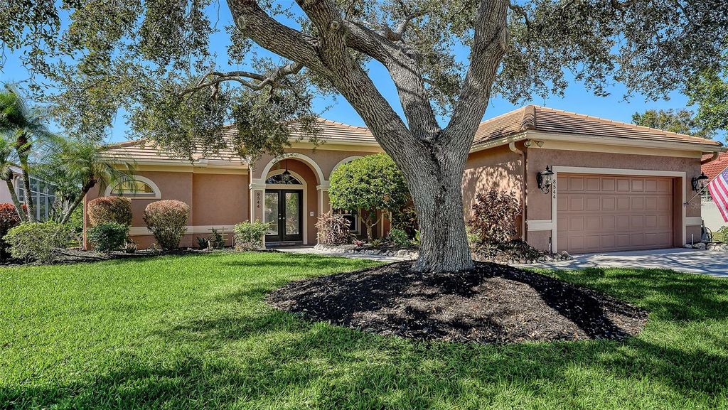 8544 PARK SHORE LANE, Sarasota, FL 34238