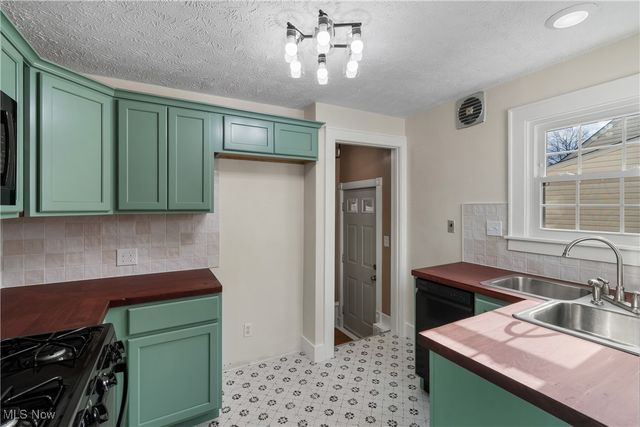 1220 Ellwood Avenue SW, Canton, OH 44710