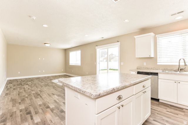 3562 S BRIDGEVIEW LN, Syracuse, UT 84075