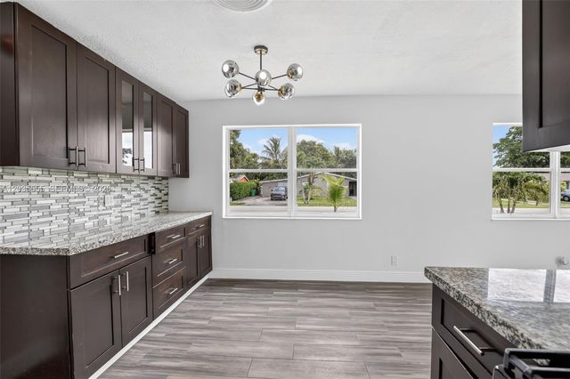 6250 NW 14th Street, Sunrise, FL 33313