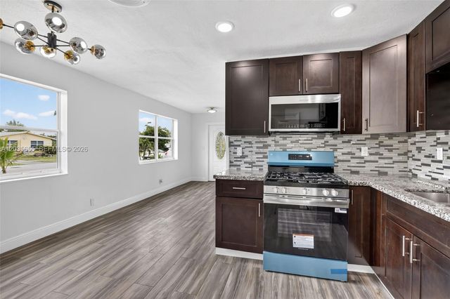 6250 NW 14th Street, Sunrise, FL 33313