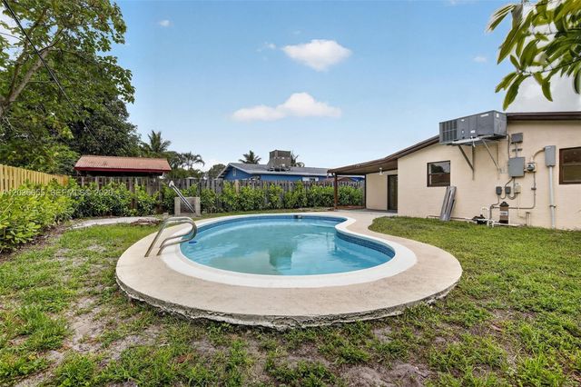6250 NW 14th Street, Sunrise, FL 33313