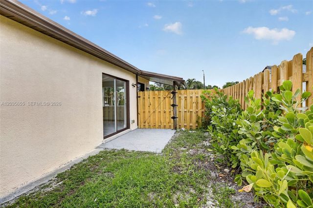 6250 NW 14th Street, Sunrise, FL 33313