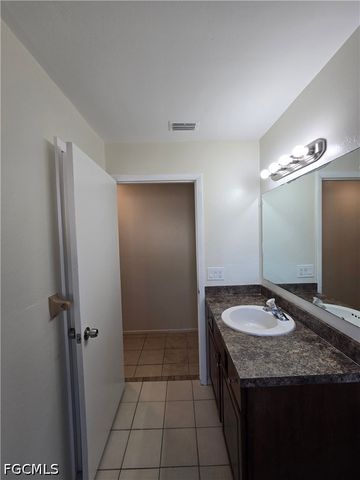 4803 Triton CT E 1, Cape Coral, FL 33904