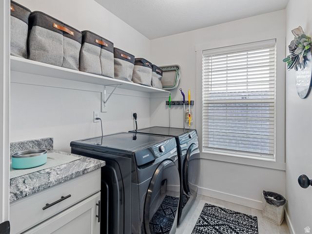 6453 W MOON VALLEY DR, South Jordan, UT 84009