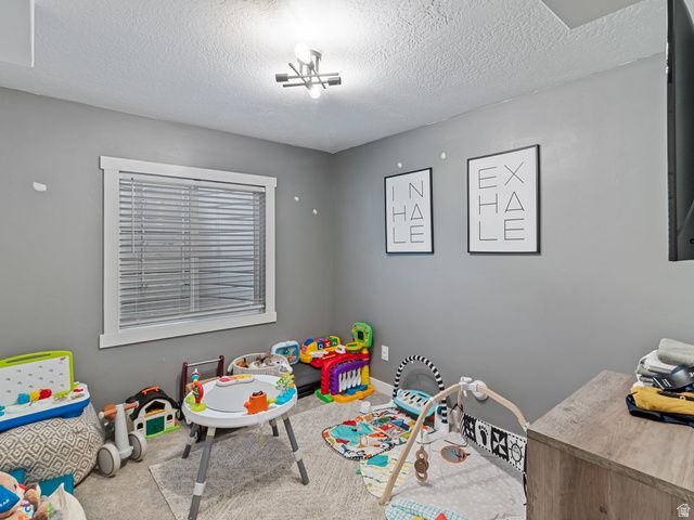 6453 W MOON VALLEY DR, South Jordan, UT 84009