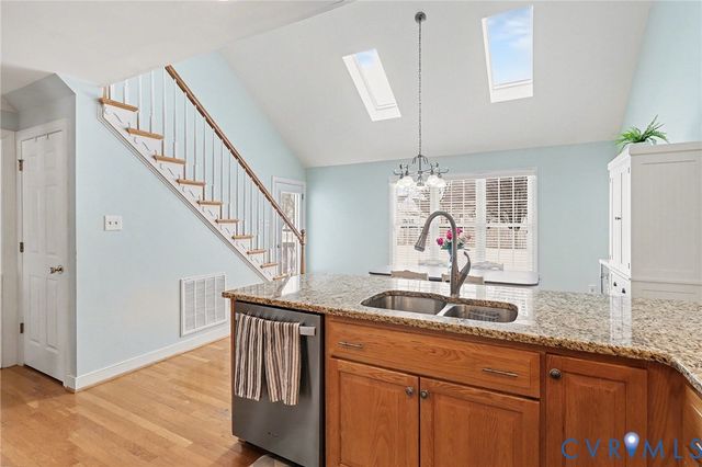 10251 Still Creek Ln, Mechanicsville, VA 23116