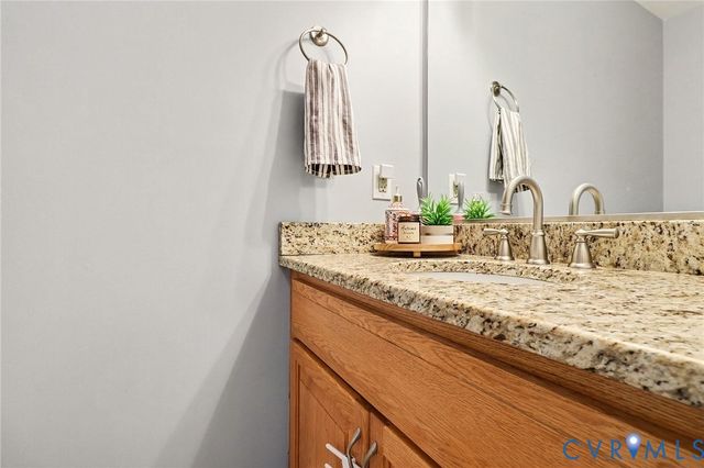 10251 Still Creek Ln, Mechanicsville, VA 23116