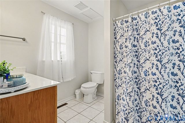 10251 Still Creek Ln, Mechanicsville, VA 23116