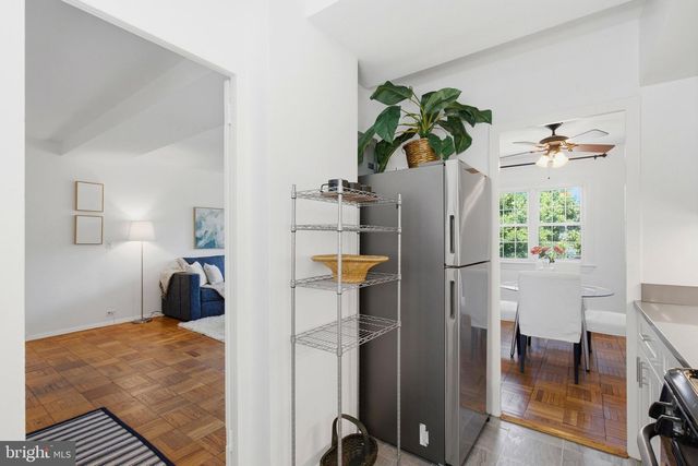3243 VALLEY DR, Alexandria, VA 22302