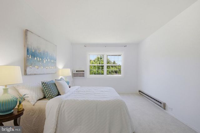 3243 VALLEY DR, Alexandria, VA 22302