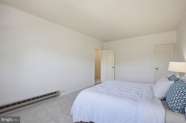 3243 VALLEY DR, Alexandria, VA 22302