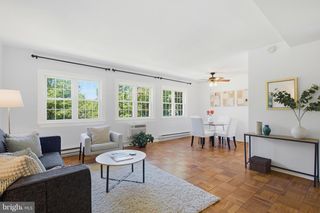 3243 VALLEY DR, Alexandria, VA 22302