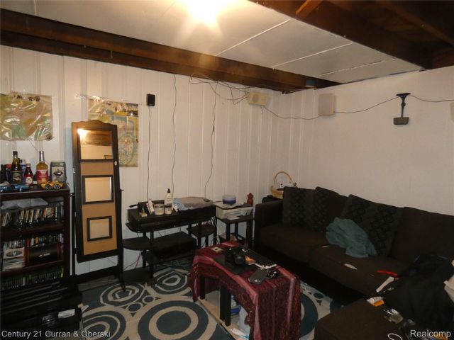 18959 Rockcastle Street, Detroit, MI 48236