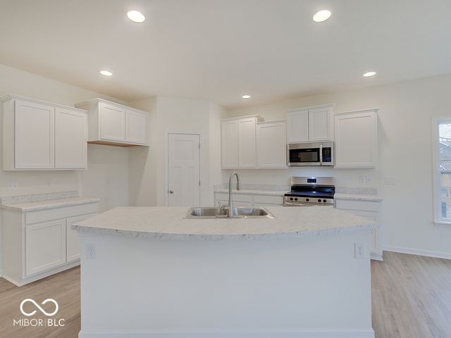 3551 Windstar Court, Columbus, IN 47203