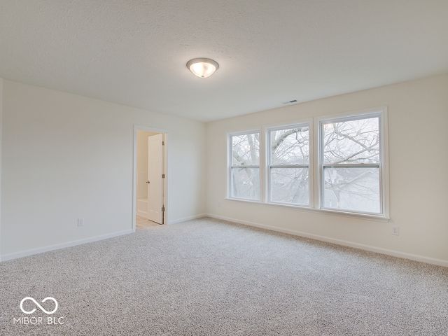 3551 Windstar Court, Columbus, IN 47203