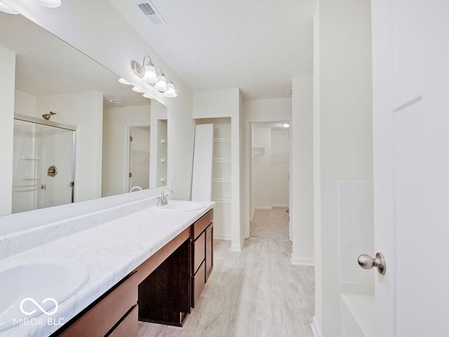 3551 Windstar Court, Columbus, IN 47203