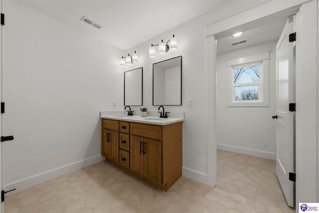 500 Langley Trace, Elizabethtown, KY 42701