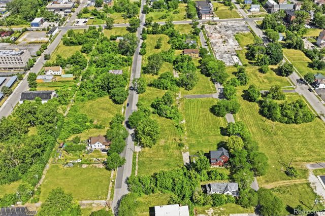 490 Concord Street, Detroit, MI 48207