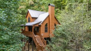 4275 Parkside Village Drive, Sevierville, TN 37862