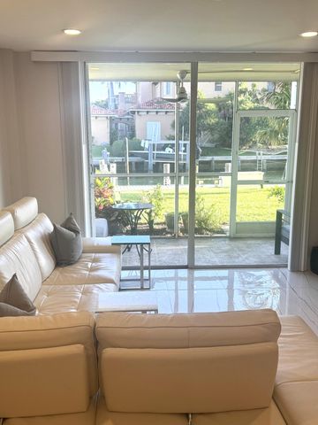 105 Paradise Harbour Boulevard 108, North Palm Beach, FL 33408