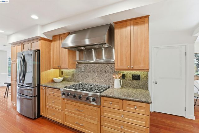 5136 Ramsgate Dr, Newark, CA 94560