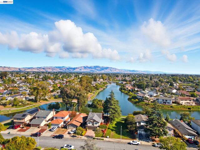 5136 Ramsgate Dr, Newark, CA 94560