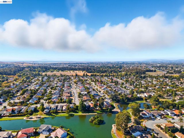 5136 Ramsgate Dr, Newark, CA 94560