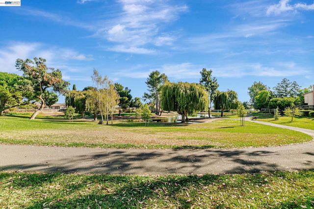 5136 Ramsgate Dr, Newark, CA 94560