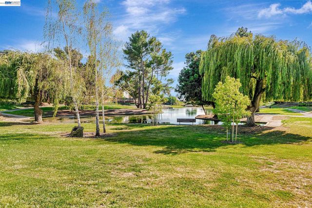 5136 Ramsgate Dr, Newark, CA 94560