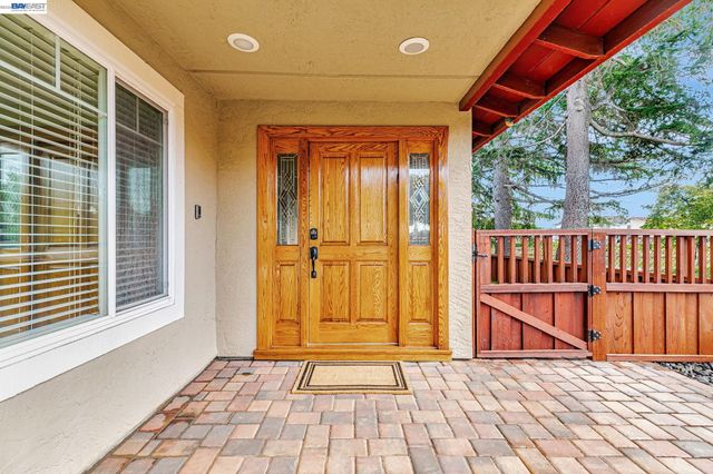 5136 Ramsgate Dr, Newark, CA 94560