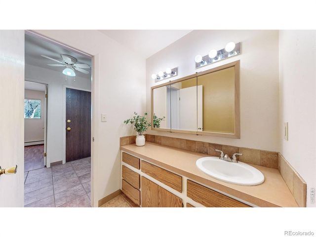 705 E Drake Road 25, Fort Collins, CO 80525