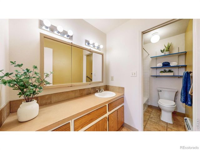 705 E Drake Road 25, Fort Collins, CO 80525