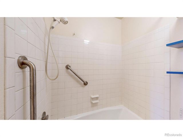 705 E Drake Road 25, Fort Collins, CO 80525